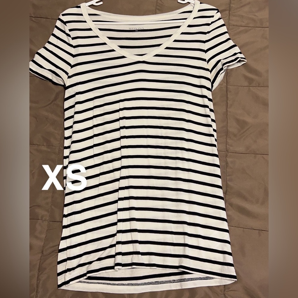 V-Neck T-shirt